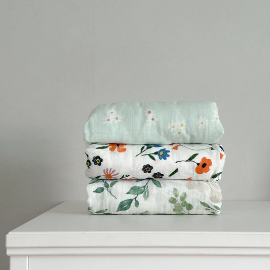 Trendy Swaddles